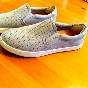 Dr Scholls light grey loafer